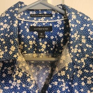 Lands' End Blue Floral Women's Shirt